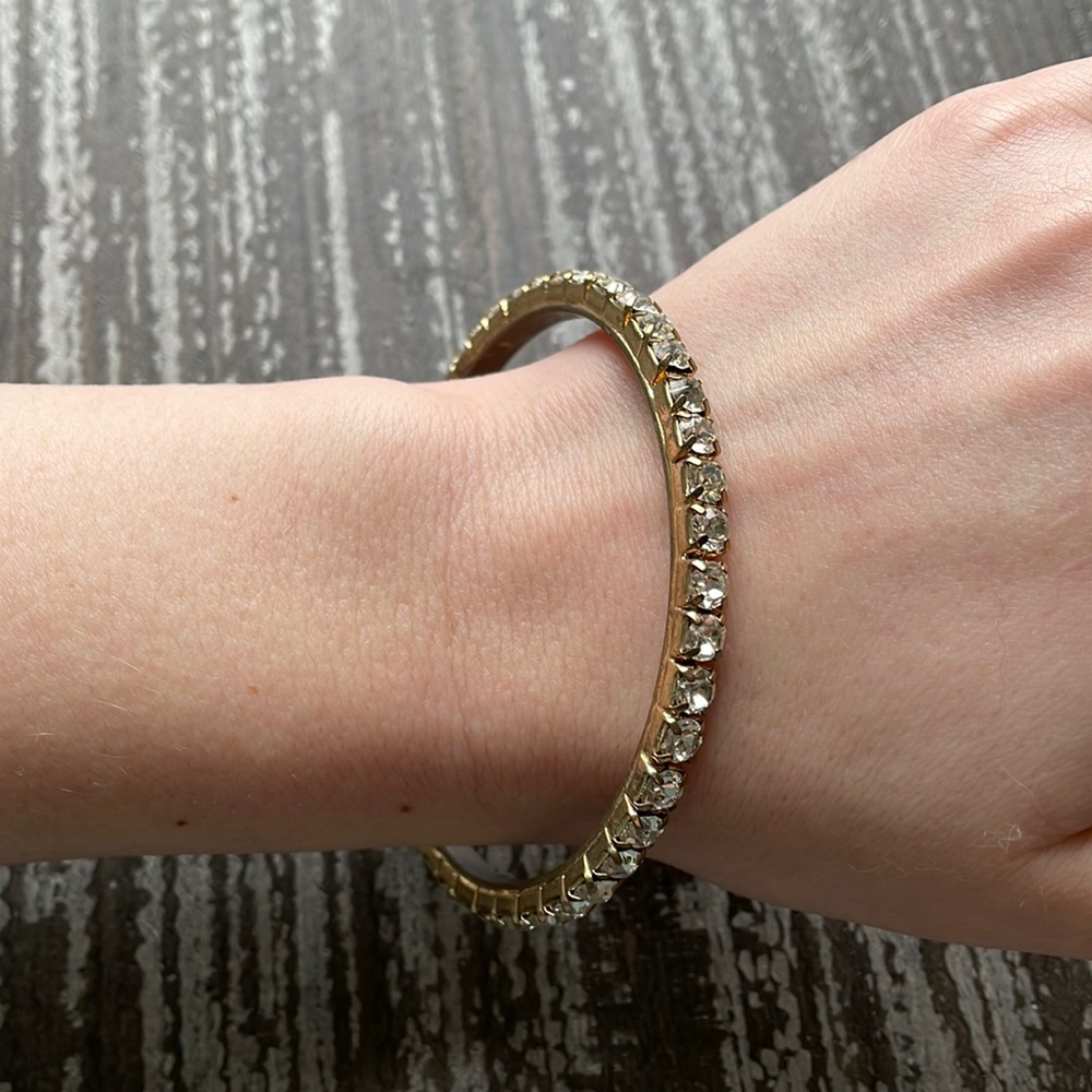 Gold Stoned Bangle